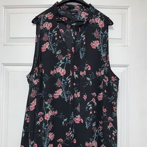 Torrid black floral print georgette tie neck blouse sleeveless size 3